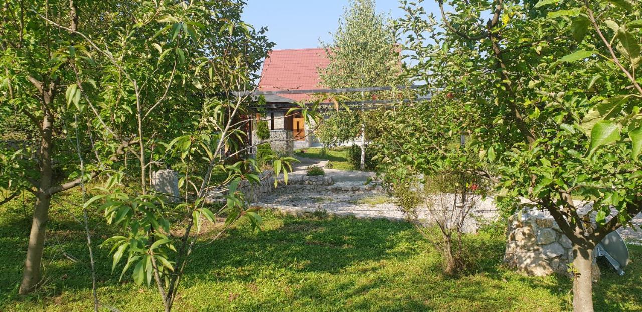Green Garden Lohovo Bihac Exterior photo