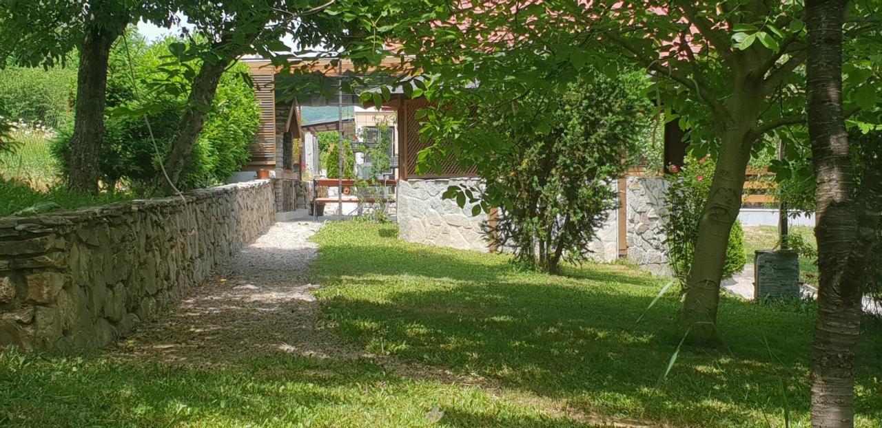 Green Garden Lohovo Bihac Exterior photo